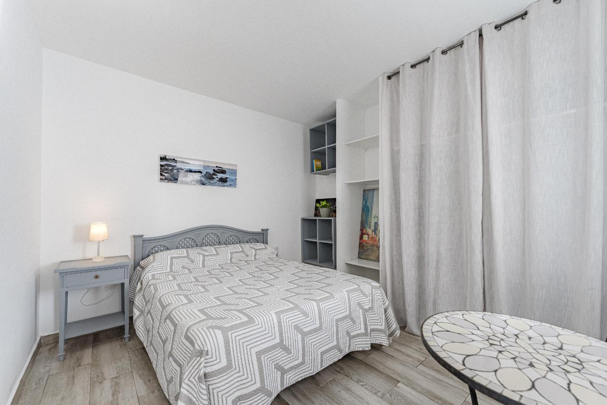 Primavera Tranquil Retreat 2-Bedroom Apartment With Balcony, Garden View & Fiber Wifi أرونا المظهر الخارجي الصورة