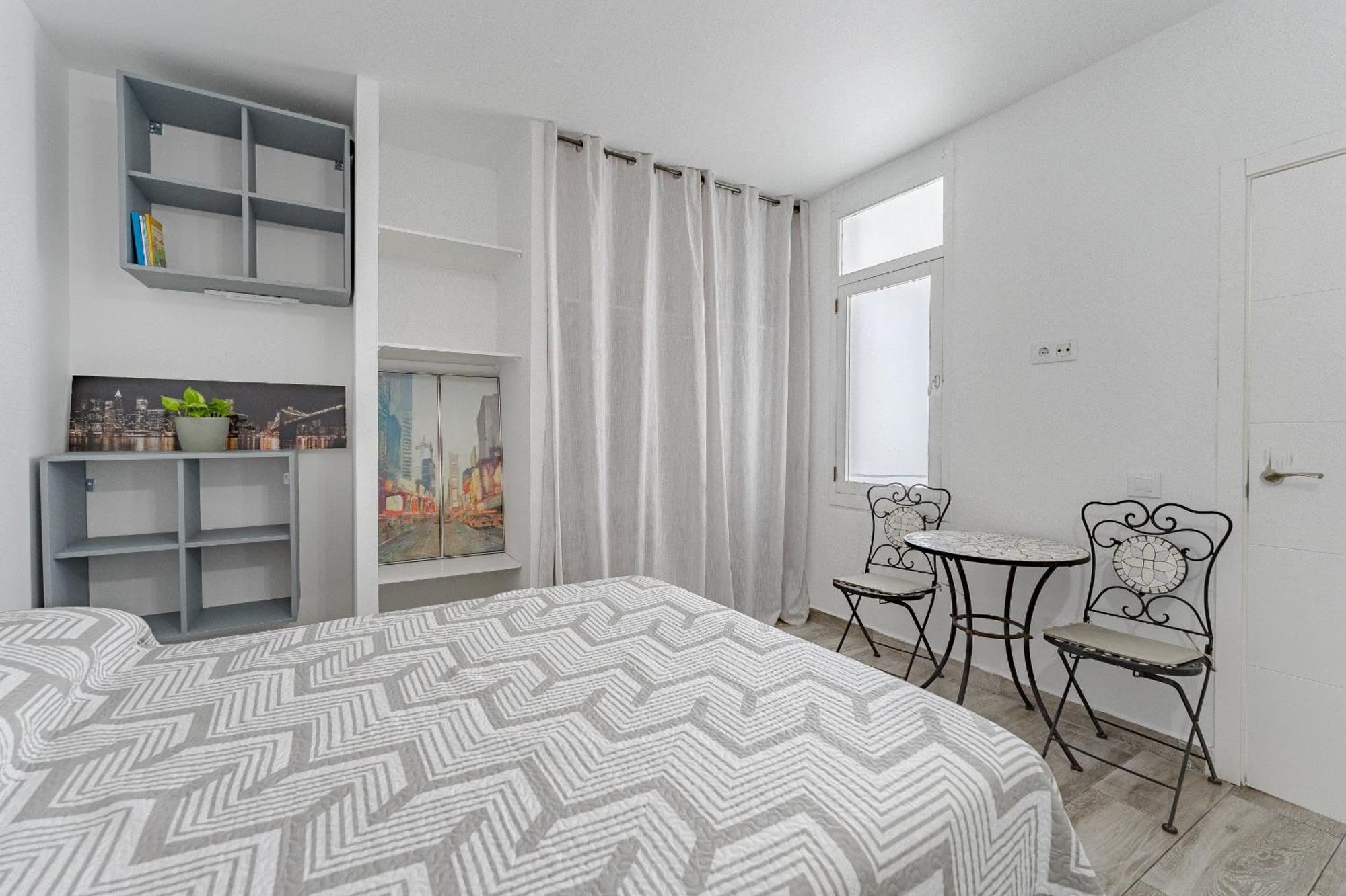 Primavera Tranquil Retreat 2-Bedroom Apartment With Balcony, Garden View & Fiber Wifi أرونا المظهر الخارجي الصورة