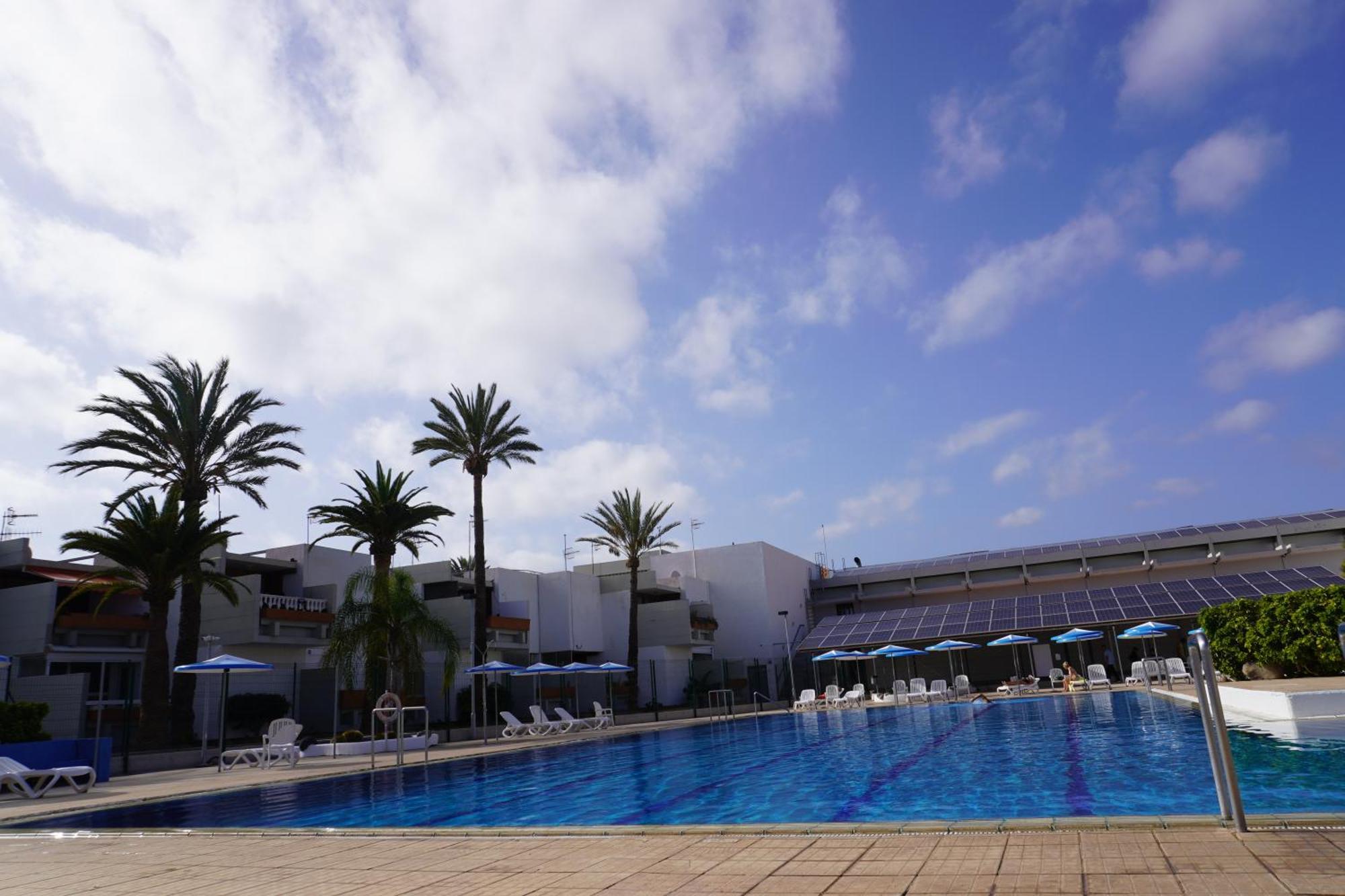 Primavera Tranquil Retreat 2-Bedroom Apartment With Balcony, Garden View & Fiber Wifi أرونا المظهر الخارجي الصورة